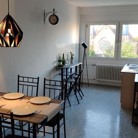 Zen Apartments - Geraumig Fur 4 - Zentral - Balkon - Netflix Karlsruhe Exterior foto