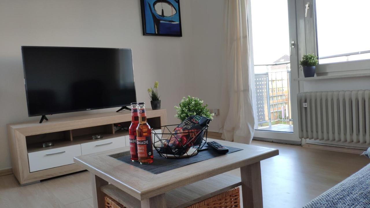 Zen Apartments - Geraumig Fur 4 - Zentral - Balkon - Netflix Karlsruhe Exterior foto