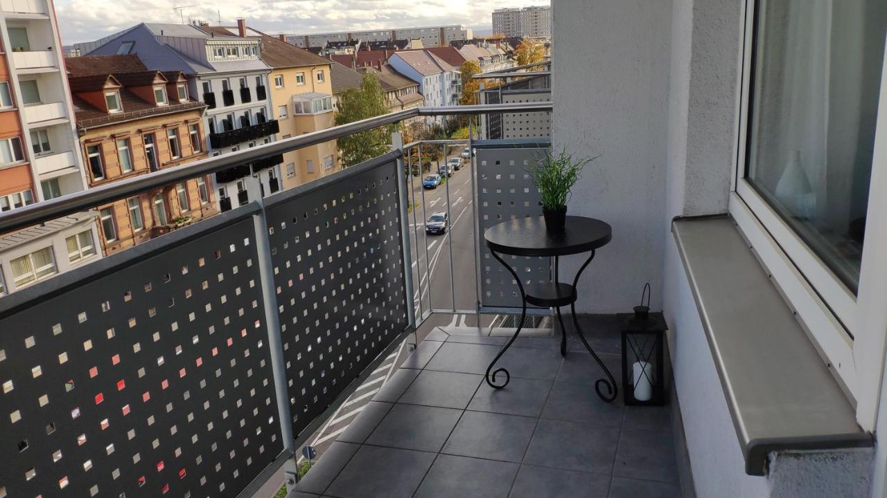 Zen Apartments - Geraumig Fur 4 - Zentral - Balkon - Netflix Karlsruhe Exterior foto